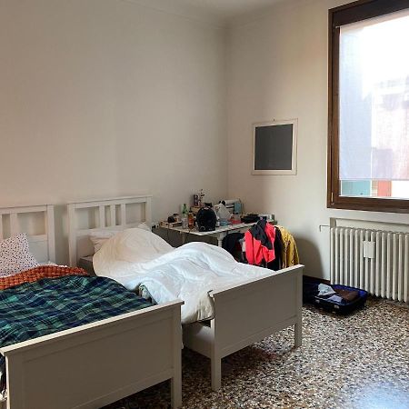 Appartamento Al Centro Di Venezia 6 Posti Letto Exterior photo
